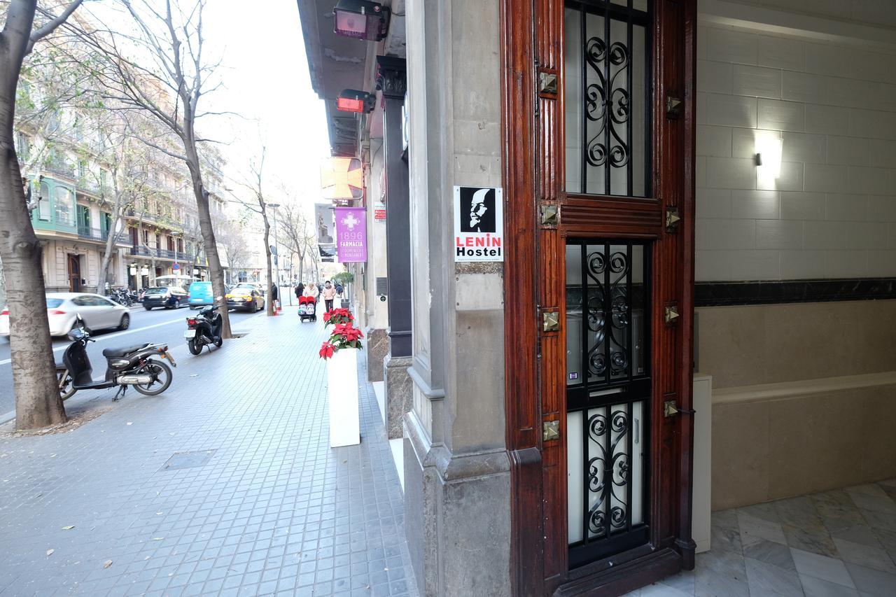 Lenin Hostel Barcelona Exterior photo